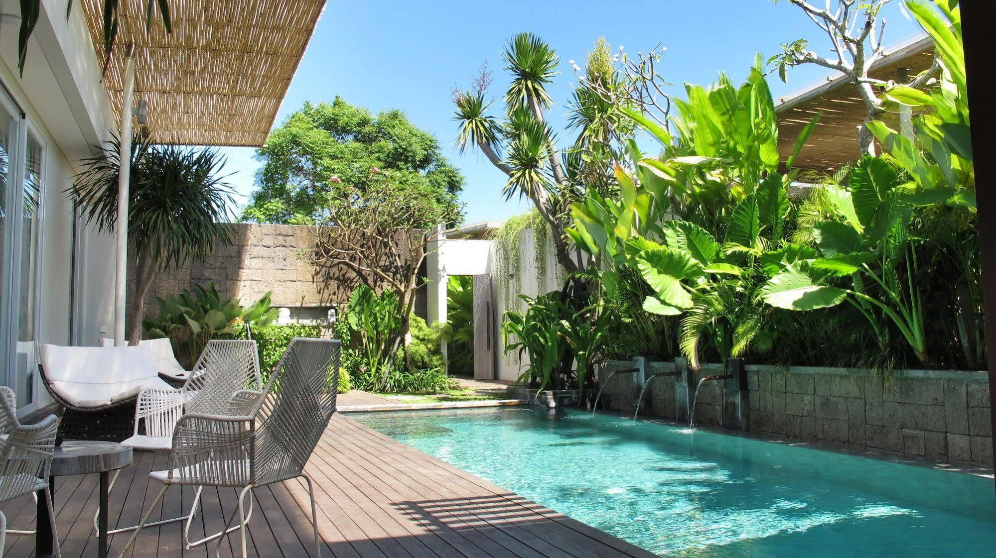 סמיניאק Hu'U Villas מראה חיצוני תמונה
